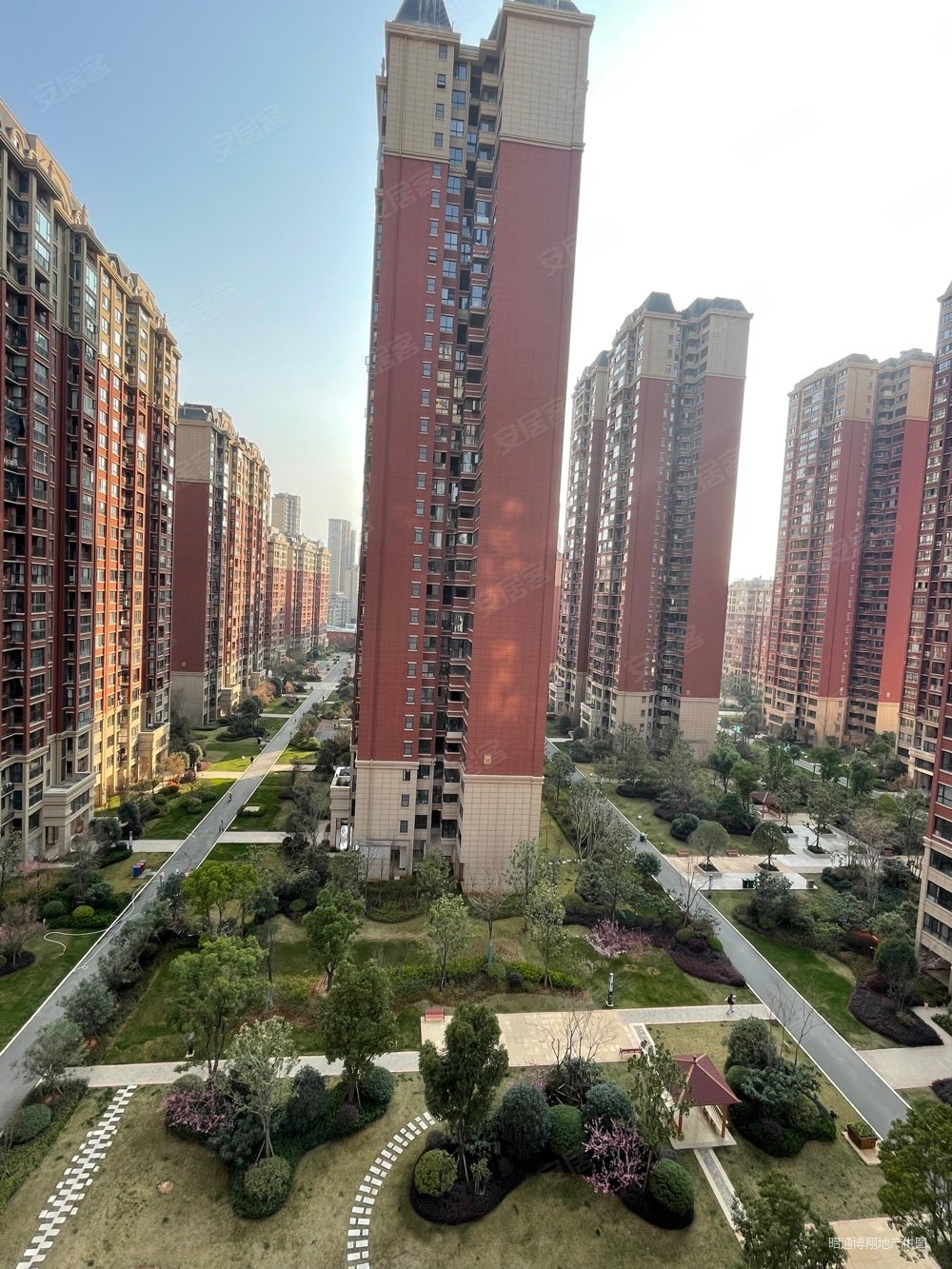 8,合景启城二手房,72.8万,4室2厅,2卫,110平米-昭通安居客