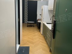 长沙开福广电中心绿地V岛 1室1厅1卫出租房源真实图片