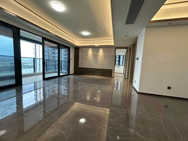 中海观澜府 江景房 四房两厅两卫双阳台 安静舒适租金面议,海珠租房