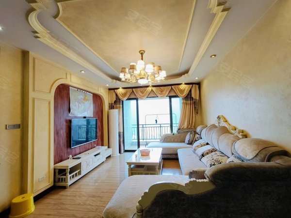 重庆垫江垫江城区垫江碧桂园碧桂园大小区,精装三室二厅二卫,家具家电