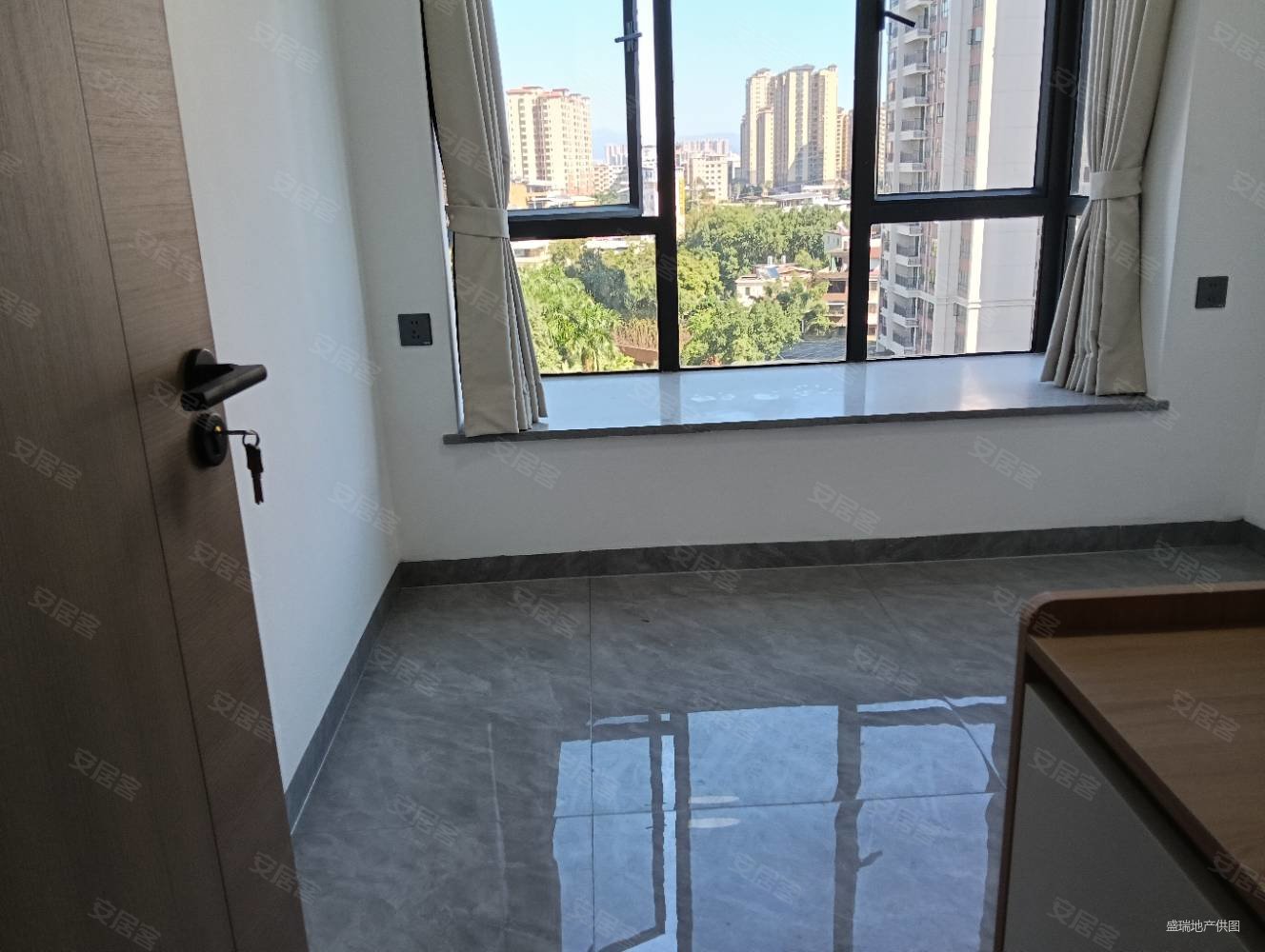 梅花又一城2室2厅2卫70㎡东36万