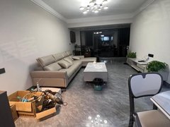 柳州柳南鹅山柳工 汽贸园 兴云名坊 精装三房 拎包入住 方便停车出租房源真实图片