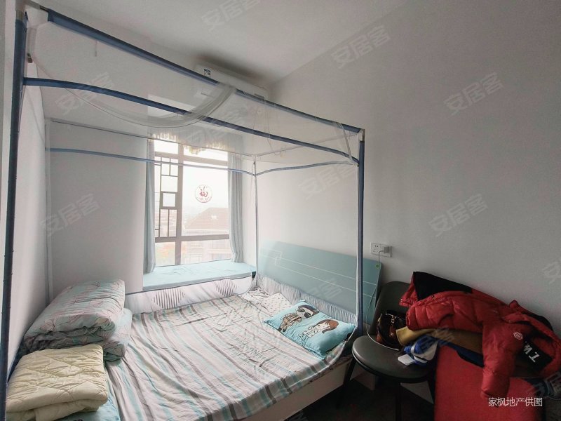 中间位置全新装修保养好送家私丰泰裕田花园二房