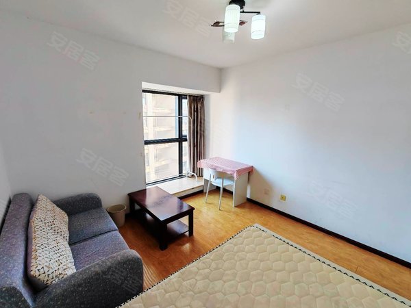 昆明盘龙滨江俊园滨江俊园(2期)直租!