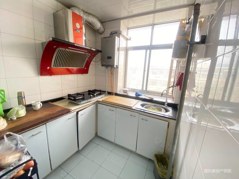 兰炼一校 一中 直通车 两室一厅 精装修 拎包入住南北通透