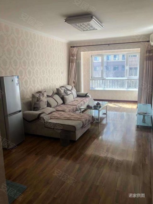 联发第五街 交通便利 近地铁 朝南 大两居 有电梯