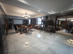 乌鲁木齐水磨沟观园路豪装园林别墅可租可售私密性好可接待可办工一亩地院子出租房源真实图片