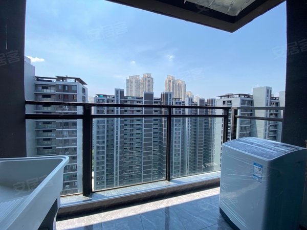 福州台江中亭街阳光城檀境台江万达 中亭街 排尾路 阳光檀境 奶油风无