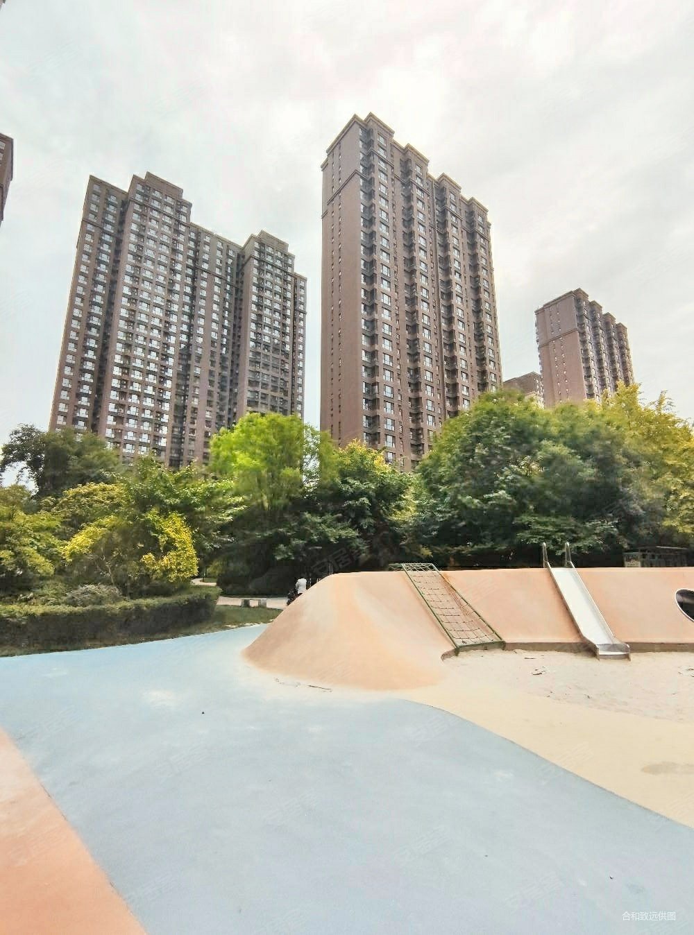 西安房产网>西安二手房>未央二手房>辛家庙二手房>华远海蓝城五期>