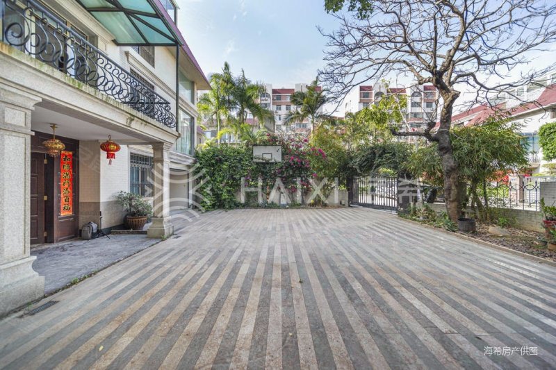 名仕御园5室3厅5卫458㎡南北3980万