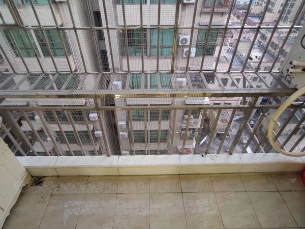 深圳龙华大浪福轩新村福轩新村临街独栋原始大三房,温馨宜家,视野开阔
