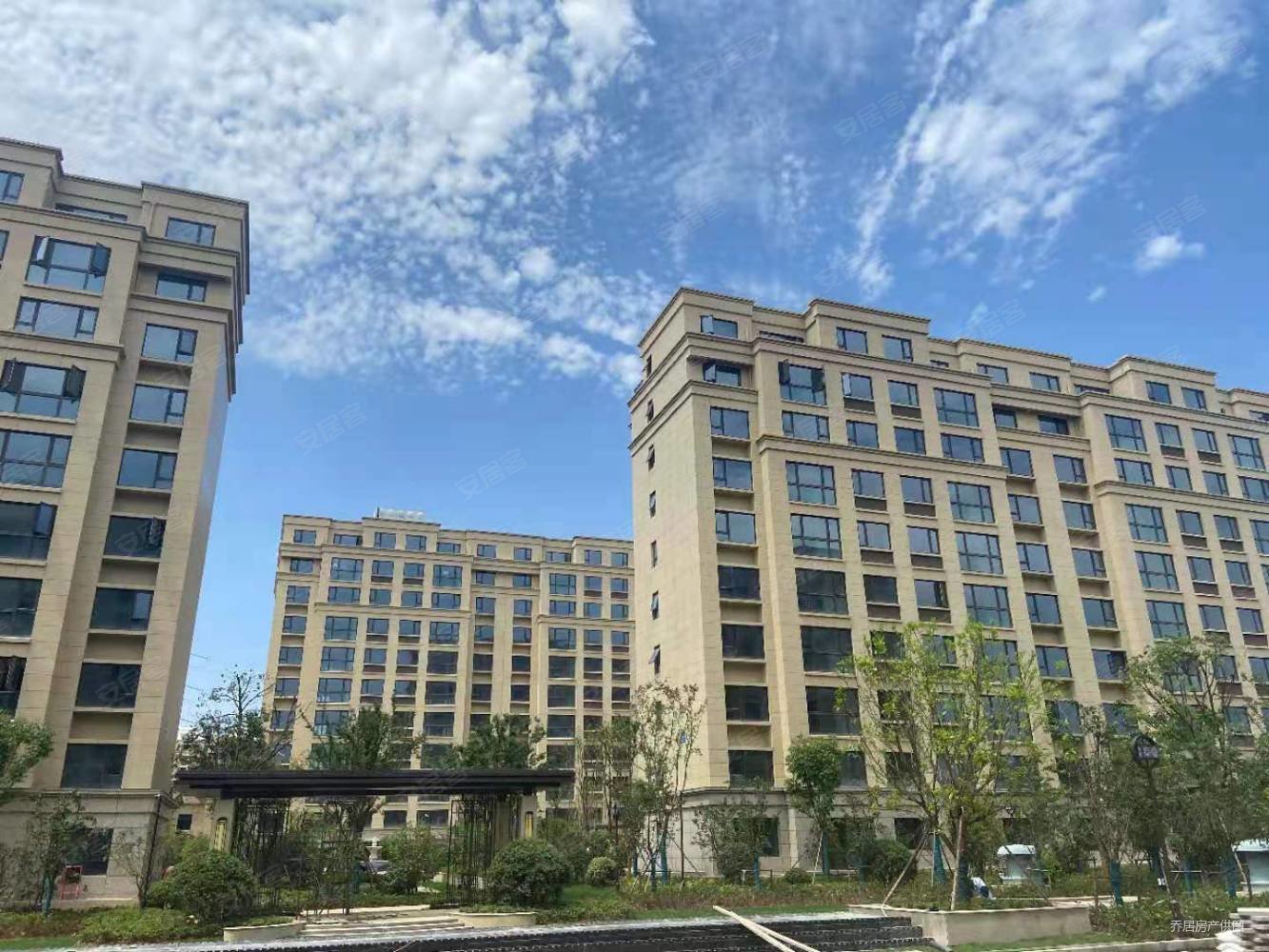 中梁翡丽蓝湾3室2厅2卫88.05㎡南北110万