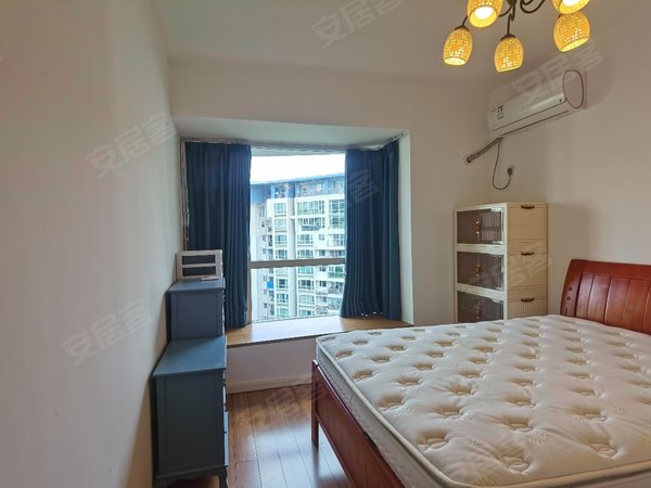 深圳南山南山中心区保利城花园保利城花园  精装大两房  停车方便