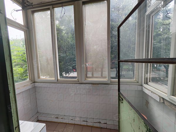 北京海淀皂君庙大慧寺6号院白石桥大慧寺6号院2室1厅出租房源真实图片