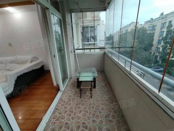 【多图】新馨花园,湖西租房,1号线 海关大楼 贵都邻里中心 贵都花园