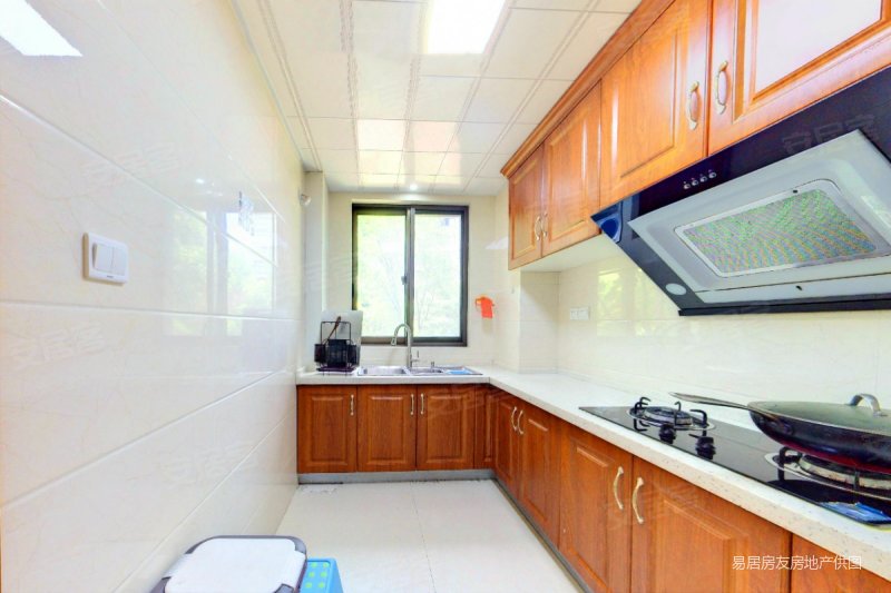 平江怡景高品质小区大三房含买断车位真实在售随时看房