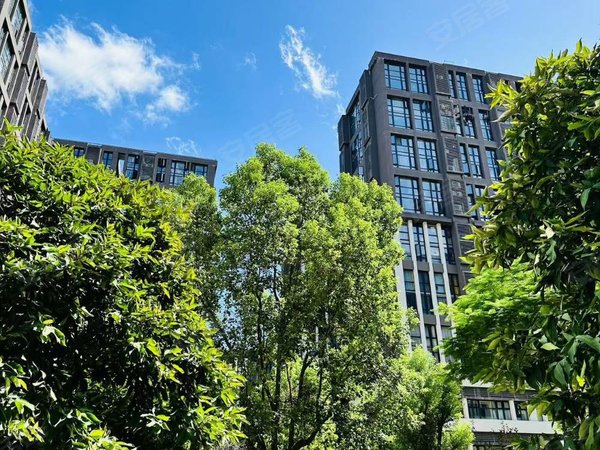 福州仓山奥体中心福晟钱隆奥体城奥体台屿地铁口!钱隆奥体城!