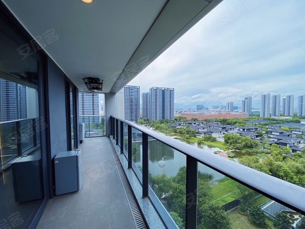 杭州萧山新街湖悦江南院(公寓住宅)湖悦江南院 19号线知行路地铁口 全
