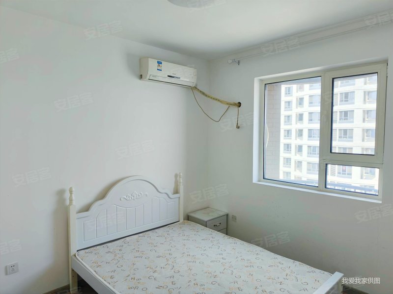 津铁泽苑 边户 小区中间位置  随时看房  业主急卖