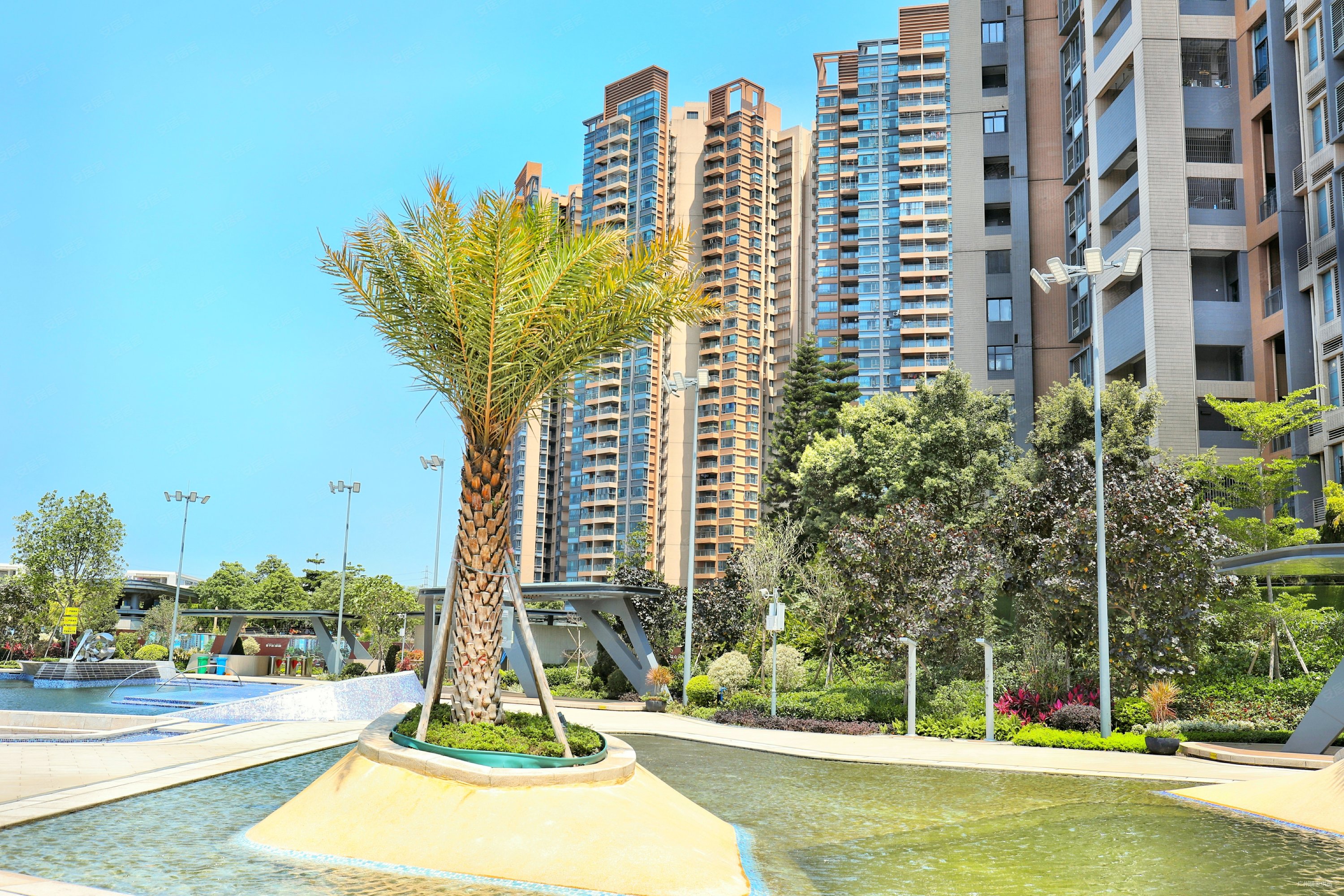 狮岭御华园有电梯南北通透停车方便房龄新精装好房