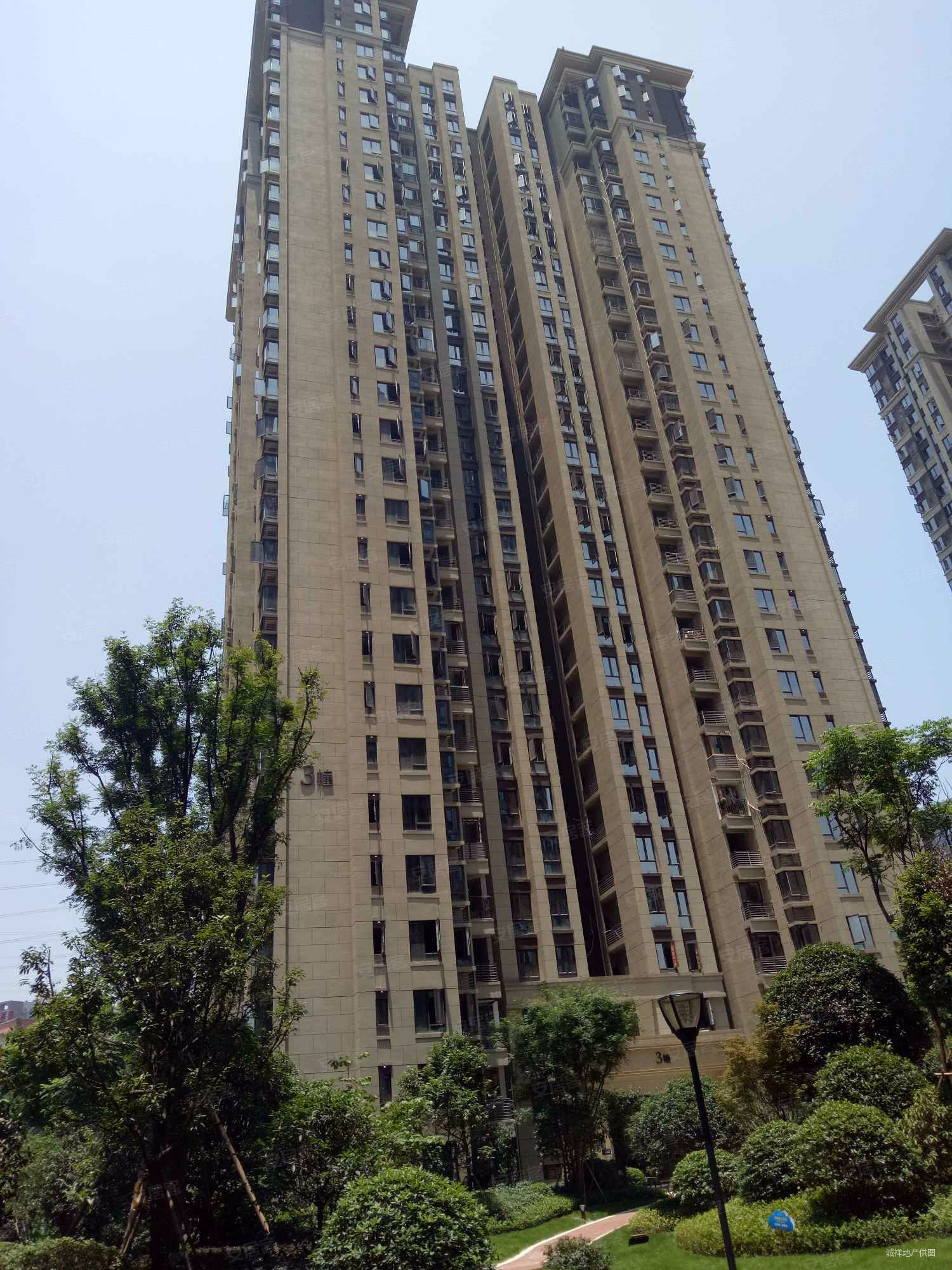 重庆房产网>重庆二手房>江北二手房>江北嘴二手房>保利观澜(一期)>