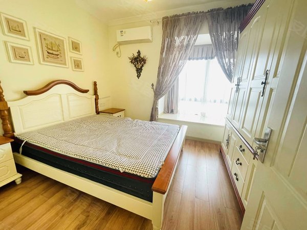 重庆九龙坡奥体中心上城奥悦袁家岗重医旁 近轻轨 急租 随时看房干净