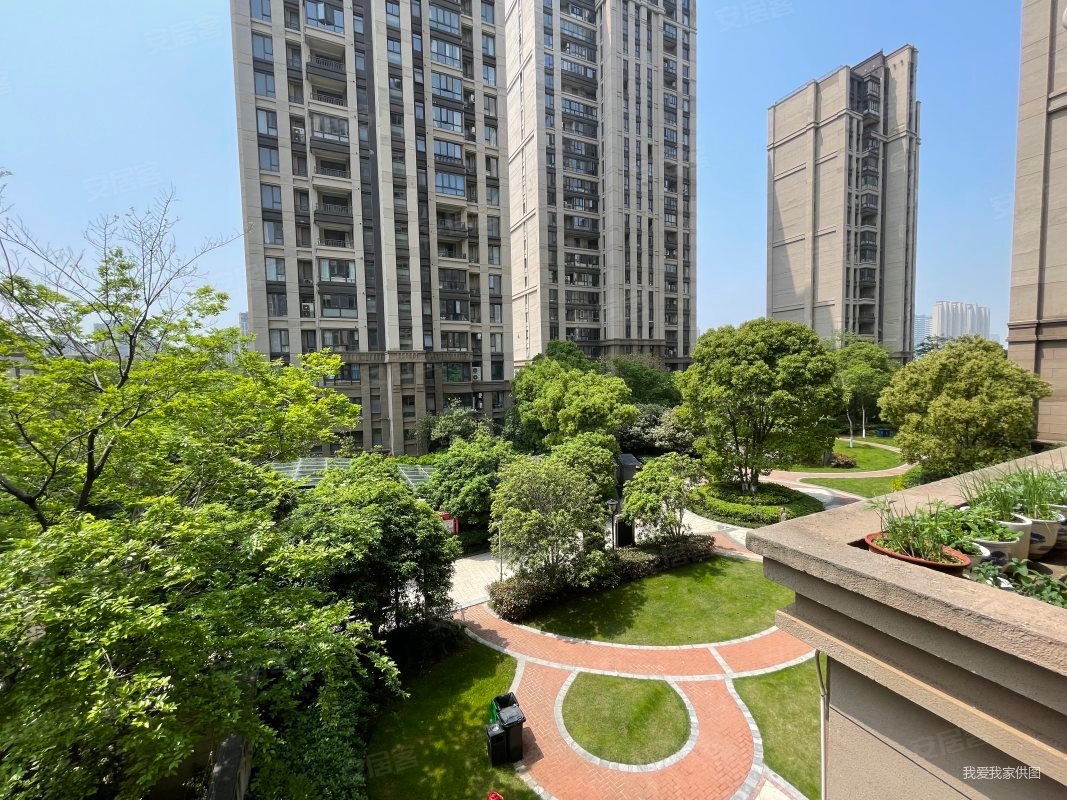 出行方便,绿地悦城a区二手房,272万,3室2厅,2卫,143平米-南昌安居客