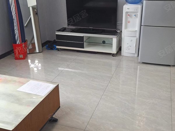 西宁城西海晏路银泰公寓城西海湖新区 美高美 银泰公寓精装一室 拎包