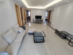 湖州吴兴八里店镇四房两厅两卫，精装修，家电齐全。拎包入住，光线好。小区环境好出租房源真实图片