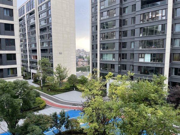 贵阳云岩三桥新城玺樾台可短租 可押一付一 近万达广场 马王庙地铁站