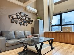 晋江桥南片区桥南百捷星光城 复式一房一厅 温馨住家 拎包入住 随时看房出租房源真实图片