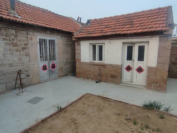 青岛崂山沙子口东乌衣巷村自建房崂山北宅乌衣巷村平房出租,正房3间