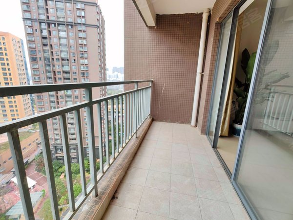 昆明呈贡市政府惠景园急租花千坊旁 政务中心 惠景园 精装修4房 带