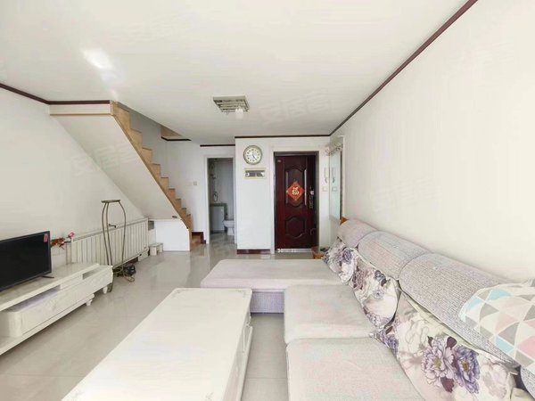 太原杏花岭大东关北晨明苑大东关 多彩城 北晨明苑 精装一居 复式住宅