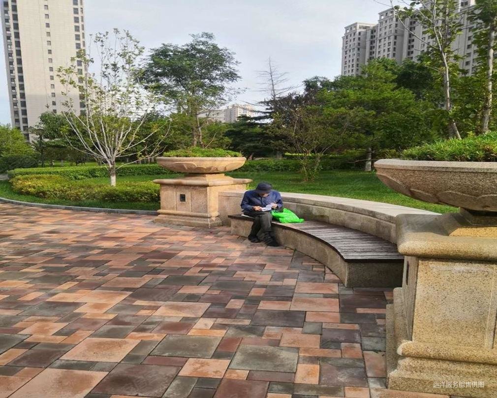 丽景长安(二期)4室2厅2卫179.14㎡南北915万