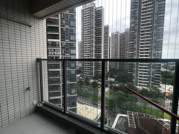 广州南沙榄核保利星海小镇保利星海小镇三房出租 性价比高家私电器