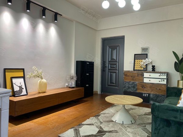 海景中心 2室2厅1卫 精装修 配套齐全 电梯房,天河租房-广州58安居客