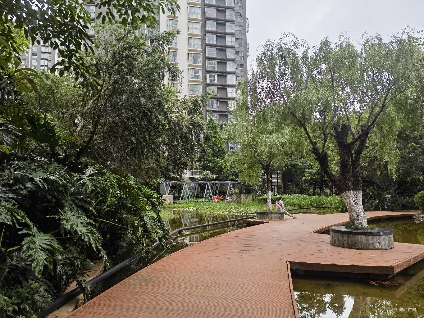 二环內品质小区金色俊园精装端头大三房出售