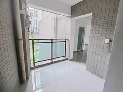 深圳宝安宝安中心区深航假日名居180平 空房出租1简单装修1可B公可住家出租房源真实图片
