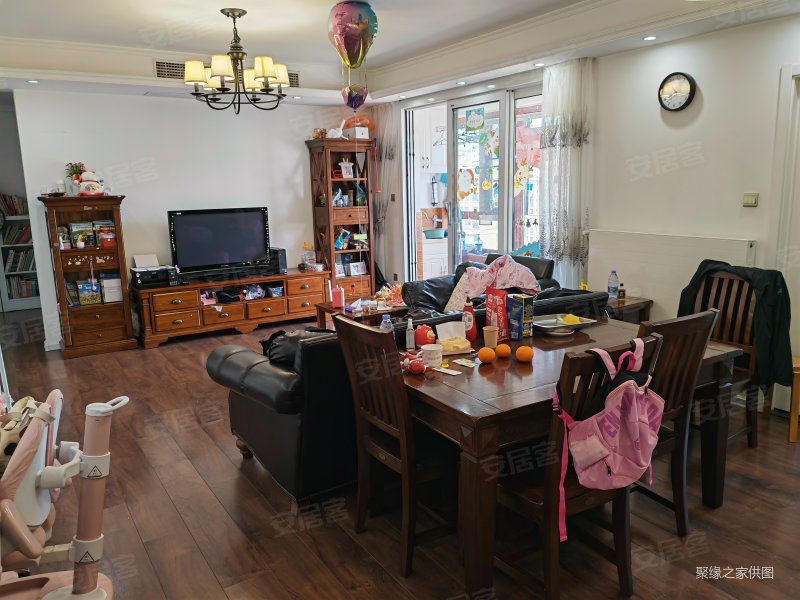 光谷关山软件园商圈金地格林东郡精装三房两卫南北通透满五急售