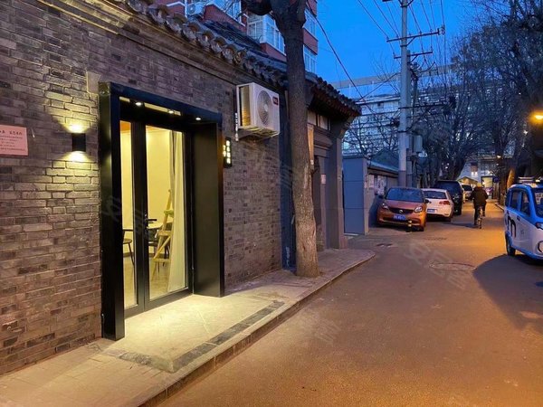 北京东城东四东四二条小区朝阳门东四两居临街走门露天云台5号线出租