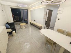 湖州吴兴南太湖新区绿地云上府 免中介 中心医院附近 精装修民用水电 拎包入住出租房源真实图片