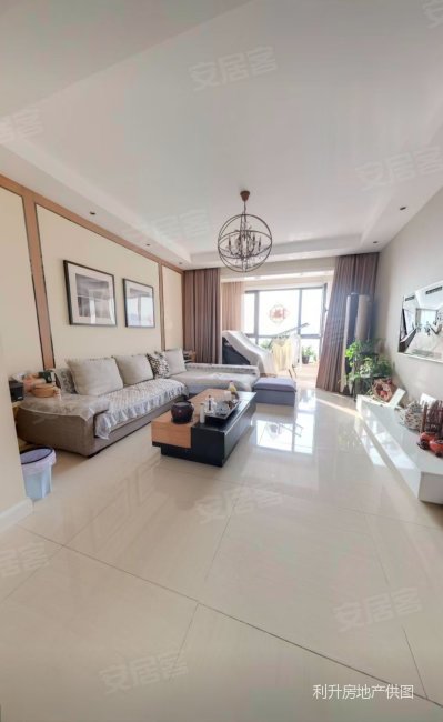 急售前排保利西山林语地铁口三室两卫婚房嘎嘎好急用钱