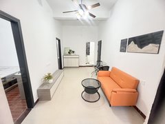 东莞莞城莞城中心地王广场英文实验学校雍华庭 押一付一 阳光精装两室一厅 惠租出租房源真实图片