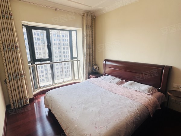 太原小店体育路恒大华府恒大华府三居空家出租晋阳街出行方便可办公