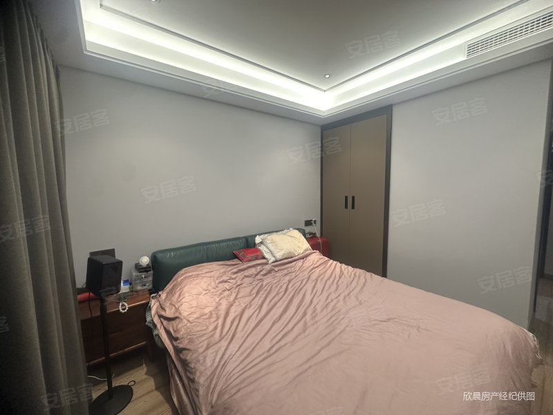 置信原墅4室2厅2卫123.3㎡南北280万