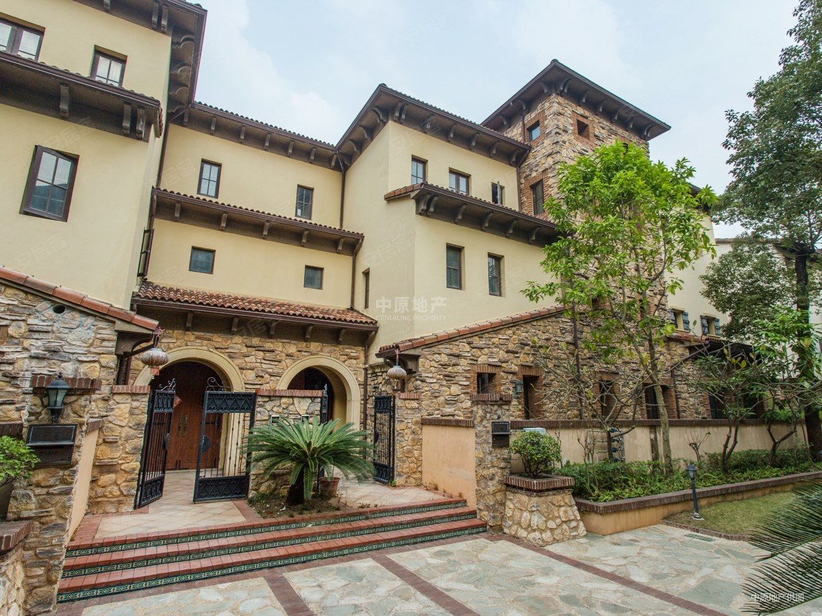 万科兰乔圣菲8室3厅6卫443.13㎡南0万