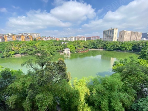 重庆渝北两路春天花园(渝北)湖景房 渝北一碗水3号线双龙轻轨站重医附