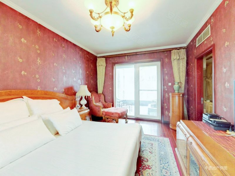 北京房产网>北京二手房>海淀二手房>西山二手房>香山艺墅>800_600