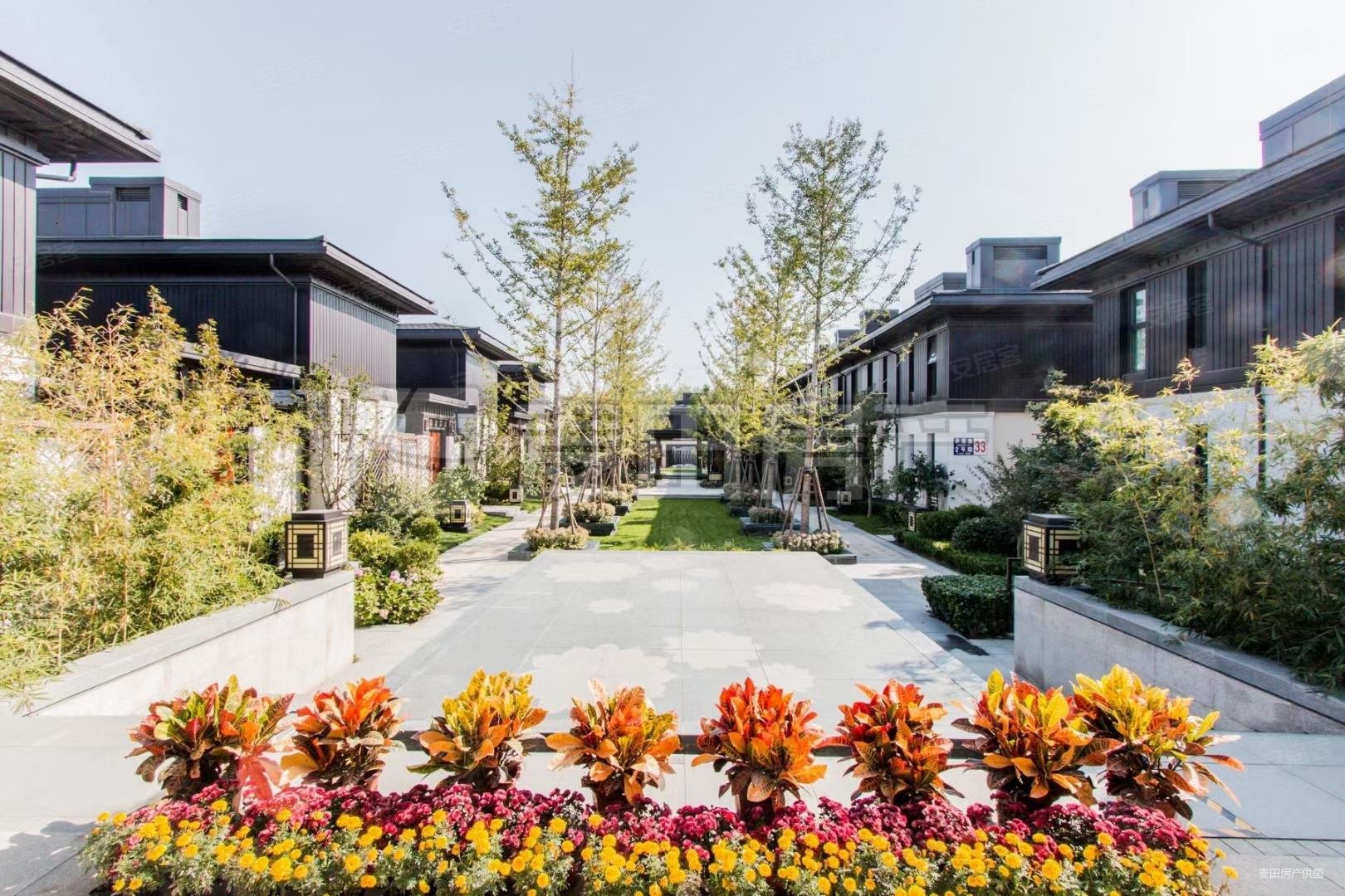 万科观承别墅二期边户独立电梯独门独院四车优山美地